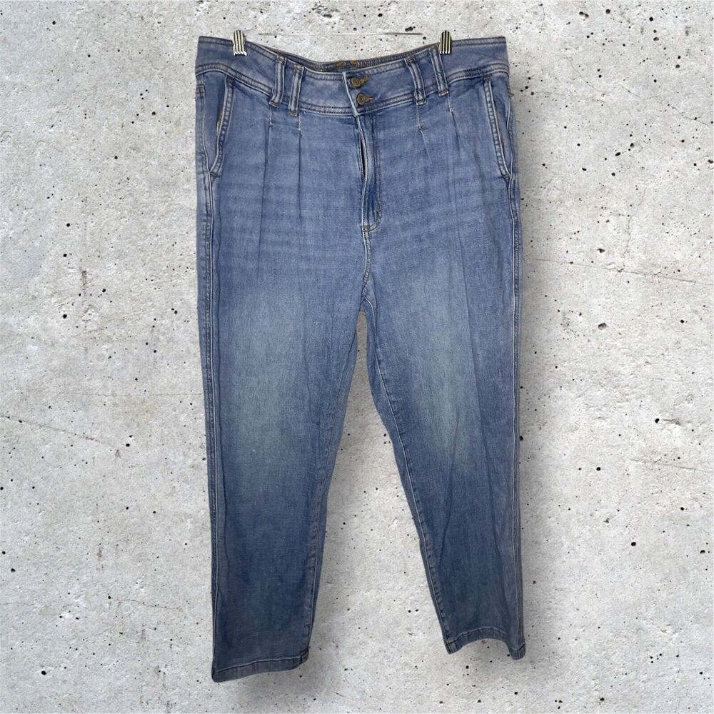 Sonoma 14 Curvy Jeans High Waist Mom Jeans Light Wash Straight Leg 34” Waist